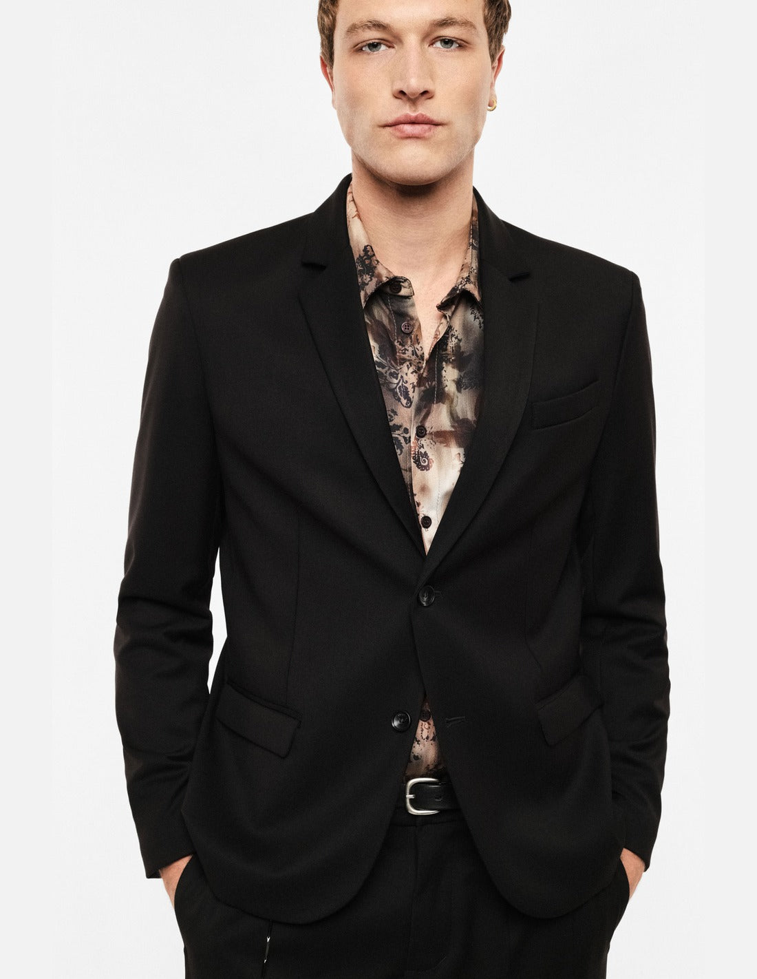 Blazer droit à deux boutons porté, profil – Noir – Imperial Homme