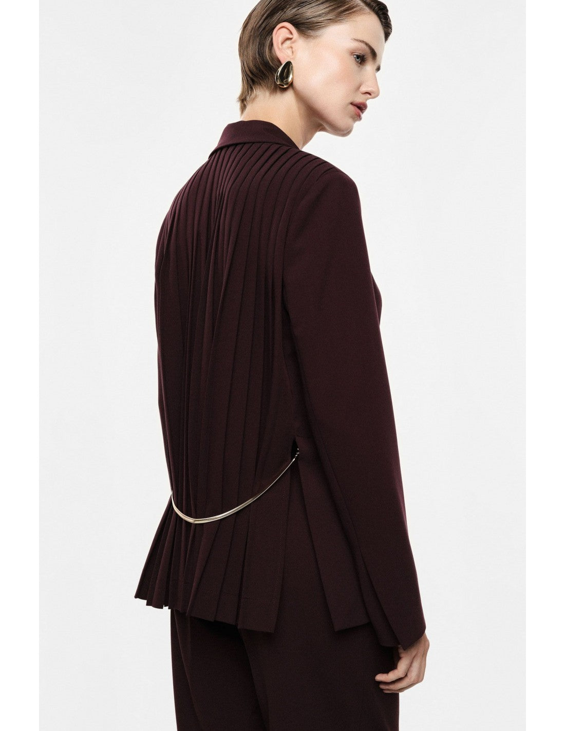 Blazer dos plissé à chaîne métallique en draperie – Imperial Femme