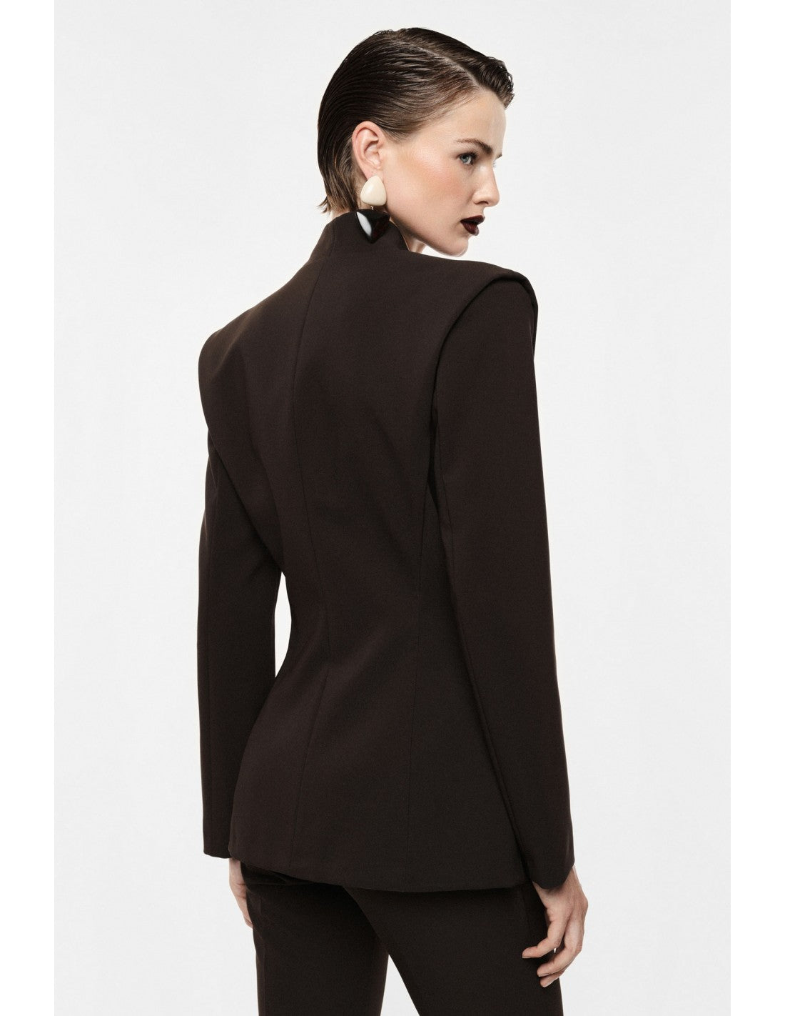 Blazer un bouton col montant épaules marquées – Imperial Femme