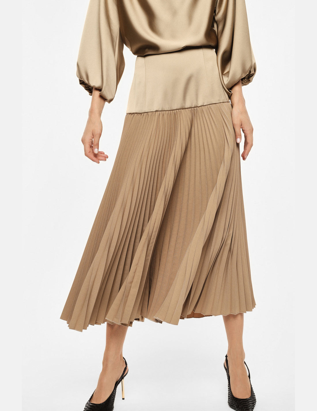 Jupe longue plissée bandeau satin en draperie – Imperial Femme, vue de profil