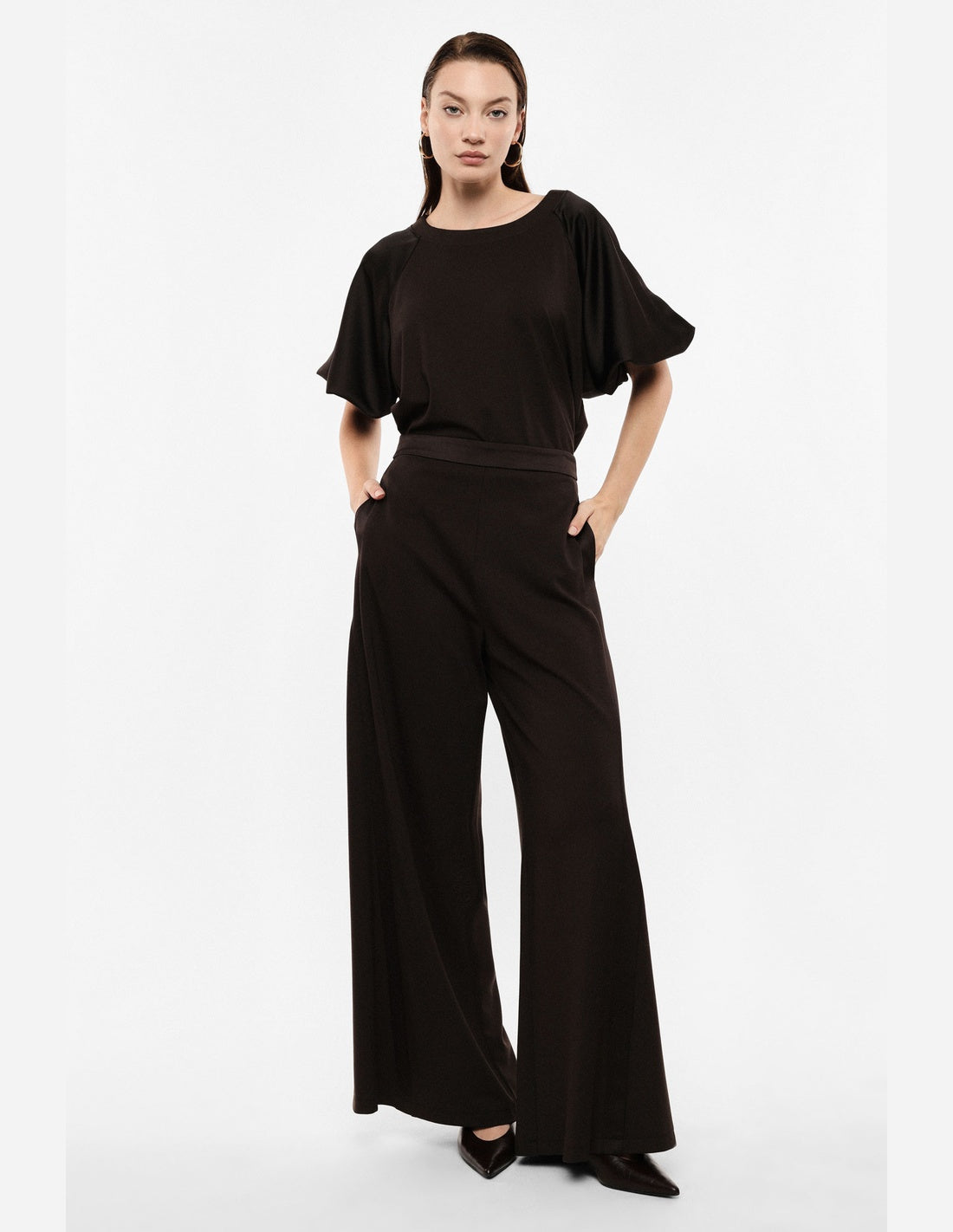 Pantalon palazzo à finitions smoking en jersey, portée de face