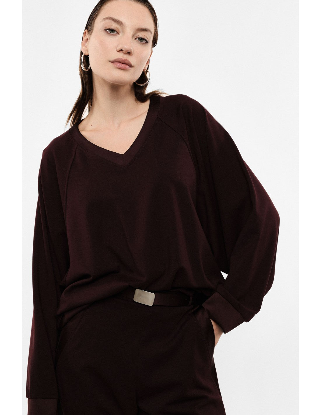 Sweat-shirt col V manches chauve-souris poignets satin – Imperial Femme