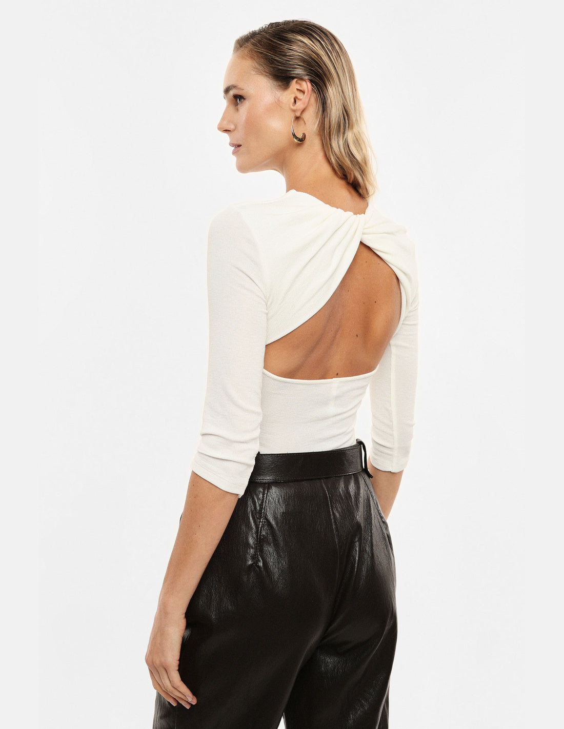 Top manches trois-quarts dos ouvert drapé – Imperial Femme, vue de profil