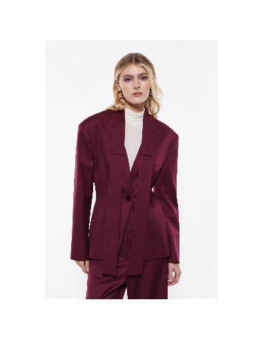 Blazer femme à taille marquée et cravate intégrée