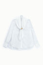 Chemise blanche en popeline à foulard amovible et barrette dorée – Imperial Femme