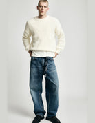 Jean baggy taille mi-haute, porté