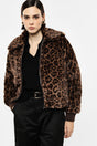 Blouson en fausse fourrure léopard à col chemise porté – Imperial Femme