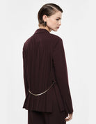 Blazer dos plissé à chaîne, détail du dos – coloris bordeaux, épuisé