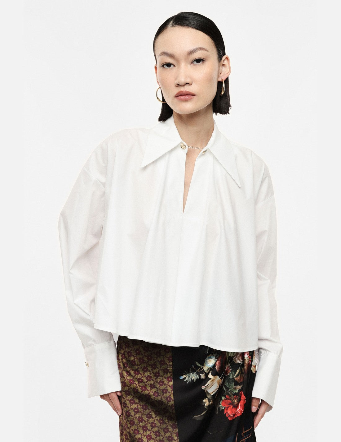 Chemise courte ample en coton à maxi poignets – blanc – Imperial Femme