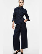 Pantalon palazzo en toile denim à chaîne décorative – bleu denim – Imperial Femme