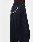 Pantalon palazzo en toile denim à chaîne décorative – bleu denim – Imperial Femme
