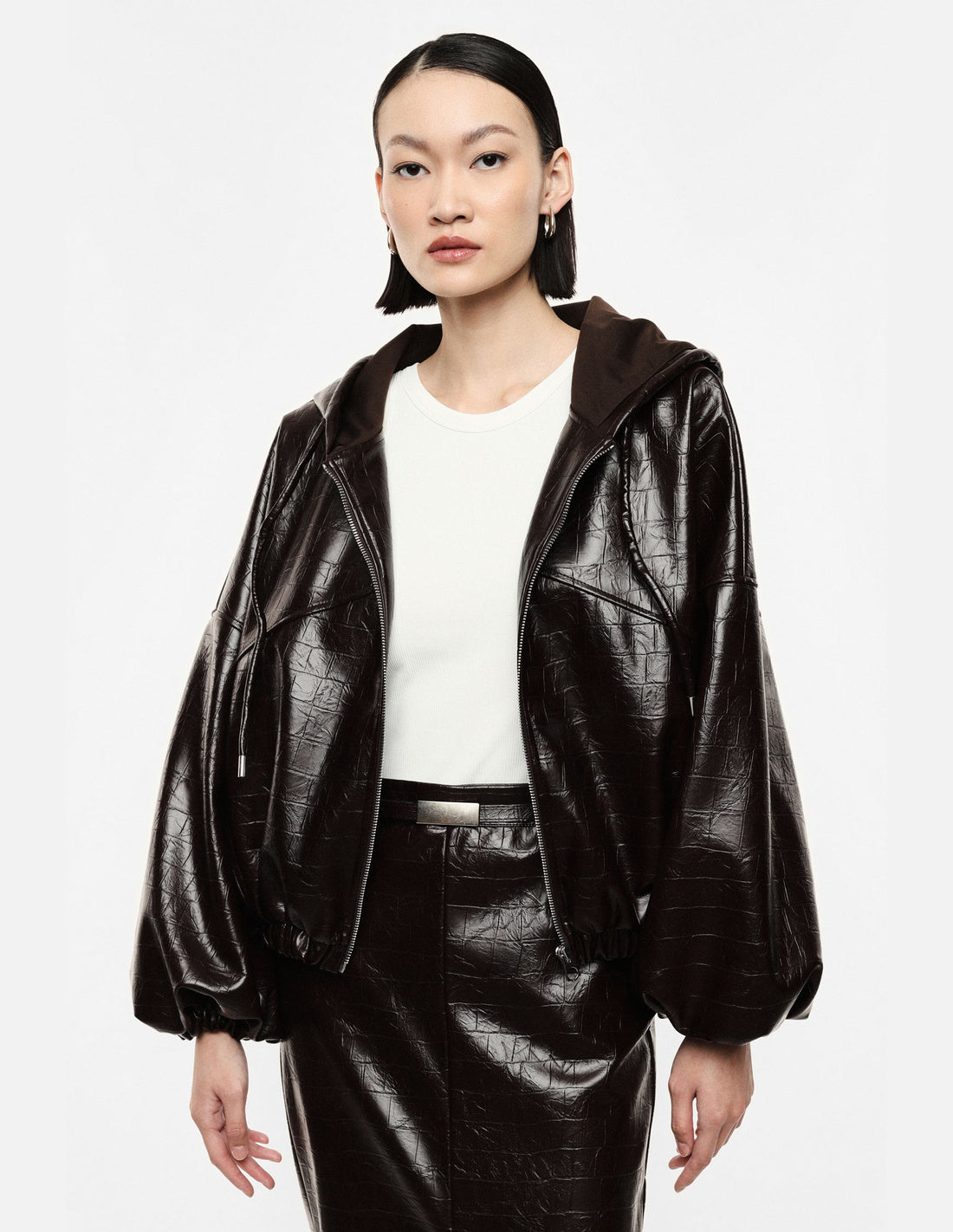 Blouson éco-cuir à capuche et manches ballon porté – Imperial Femme