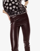 Legging effet cuir taille haute, détail – chocolat – Imperial Femme