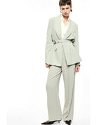 Pantalon palazzo fluide taille haute porté, profil – Vert d'eau – Imperial Femme
