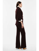 Pantalon de smoking flare finition satin – Imperial Femme