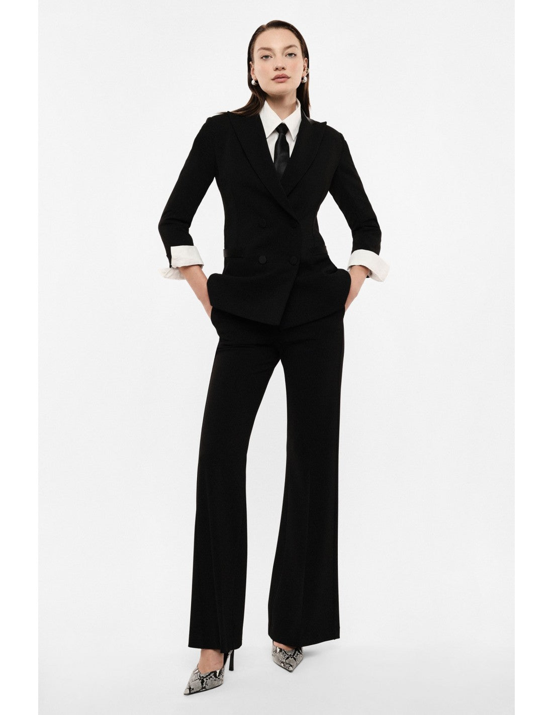 Pantalon de smoking flare finition satin – Imperial Femme