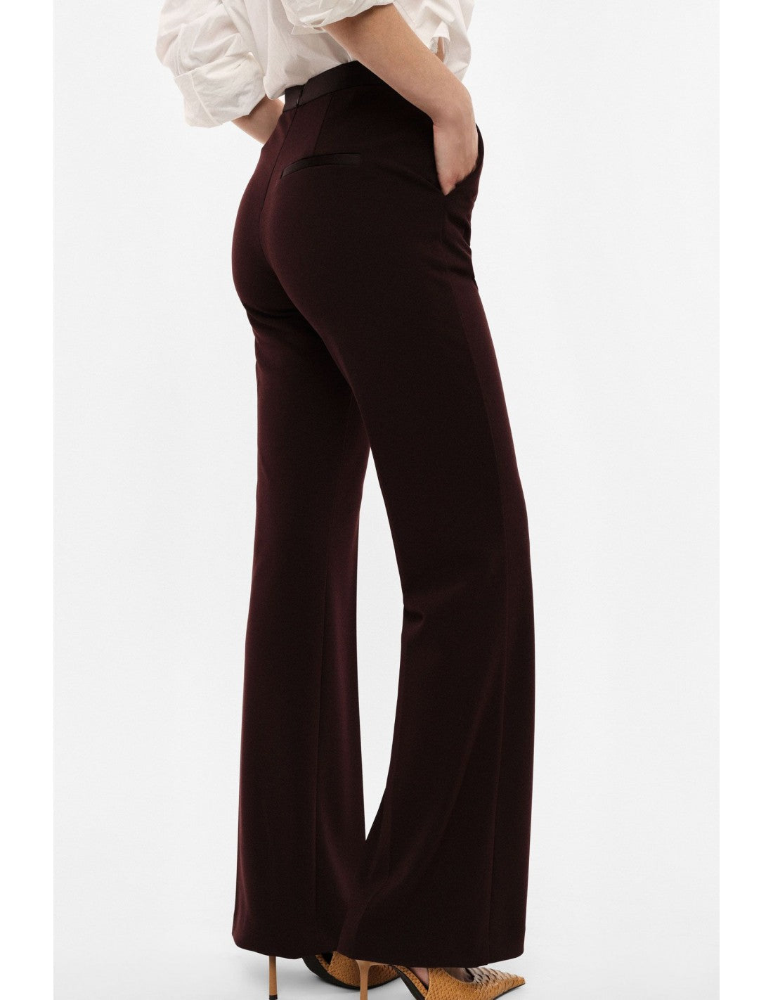 Pantalon de smoking flare finition satin – Imperial Femme