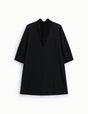 Robe courte col montant décolleté V en crêpe fluide noire – Imperial Femme, à plat