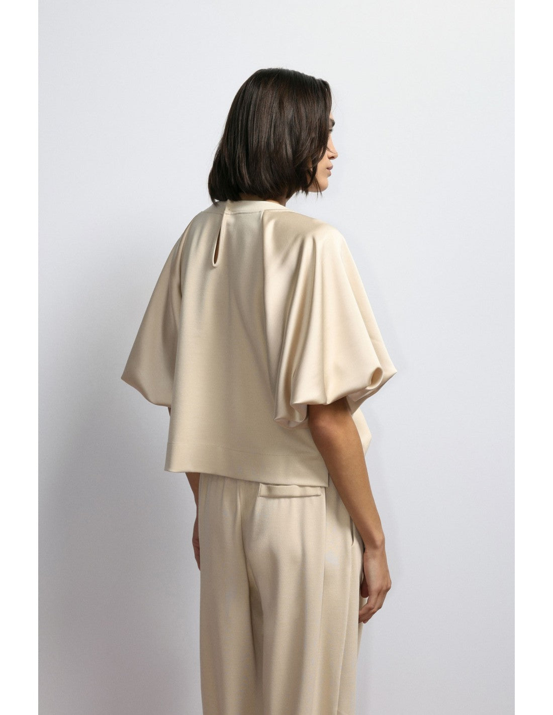 Sweat-shirt droit manches ballon satin – Imperial Femme