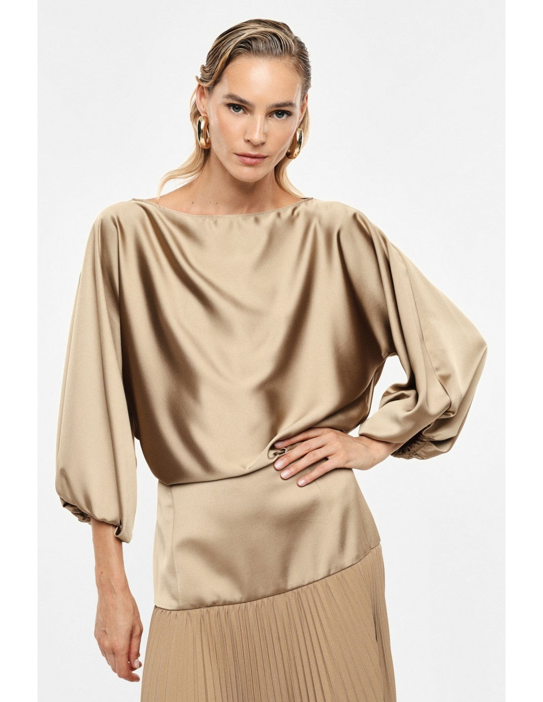 Top col bateau manches ballon crêpe satin – Imperial Femme