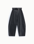 Pantalon ballon effet cuir ceinturé à plat – noir – Imperial Femme